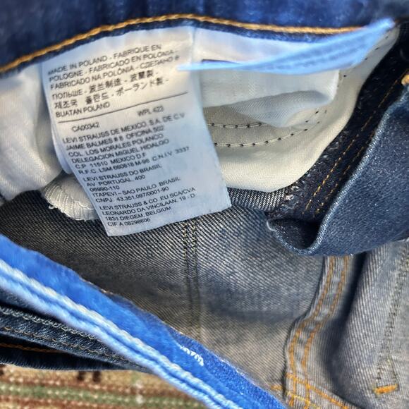 Levi's Mid Rise Demi Curve Slim Crop Jeans 27 4 Distressed Ankle Women's - Picture 6 of 6